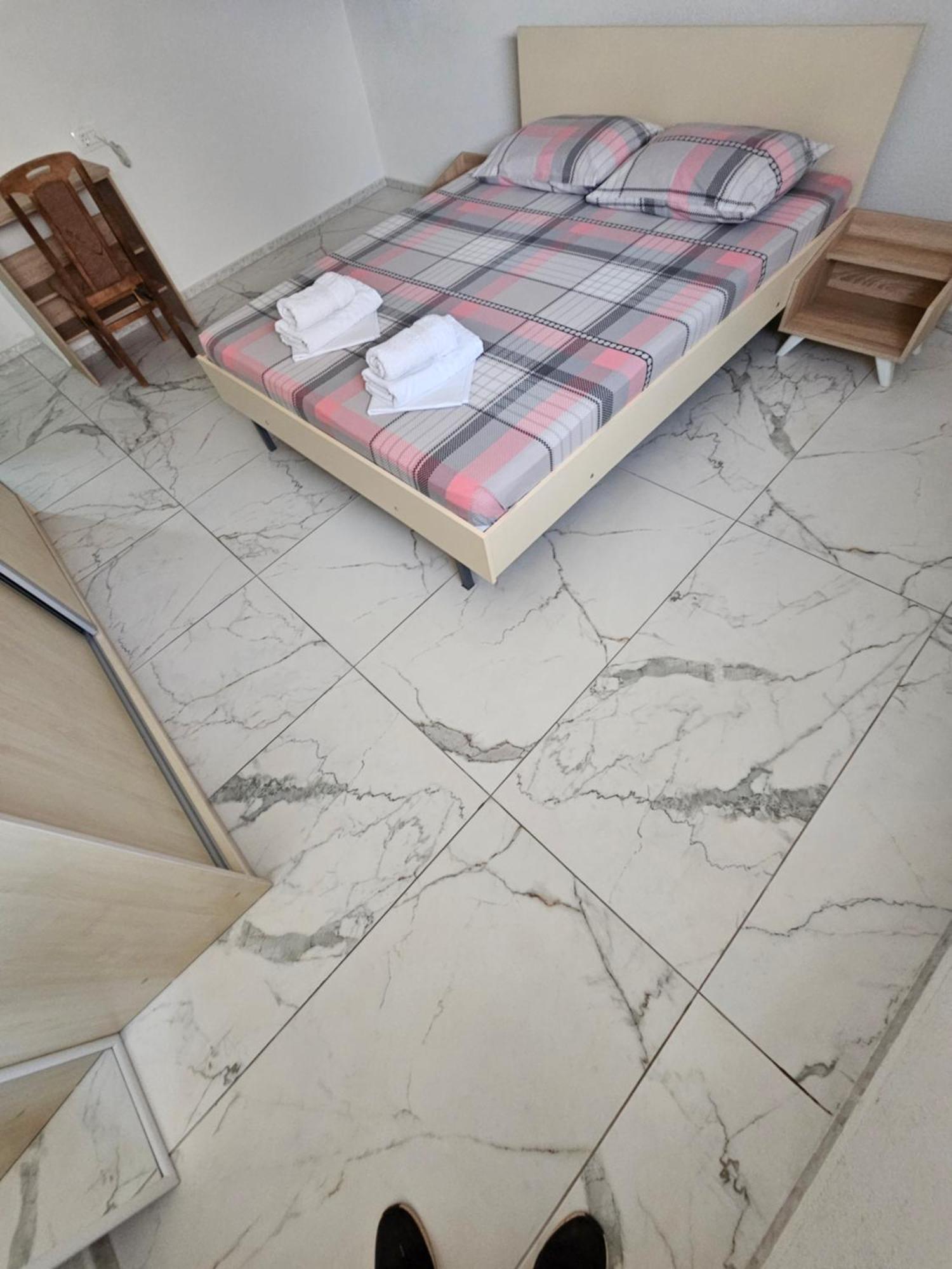 Unique Apartmens City Center Битола Экстерьер фото