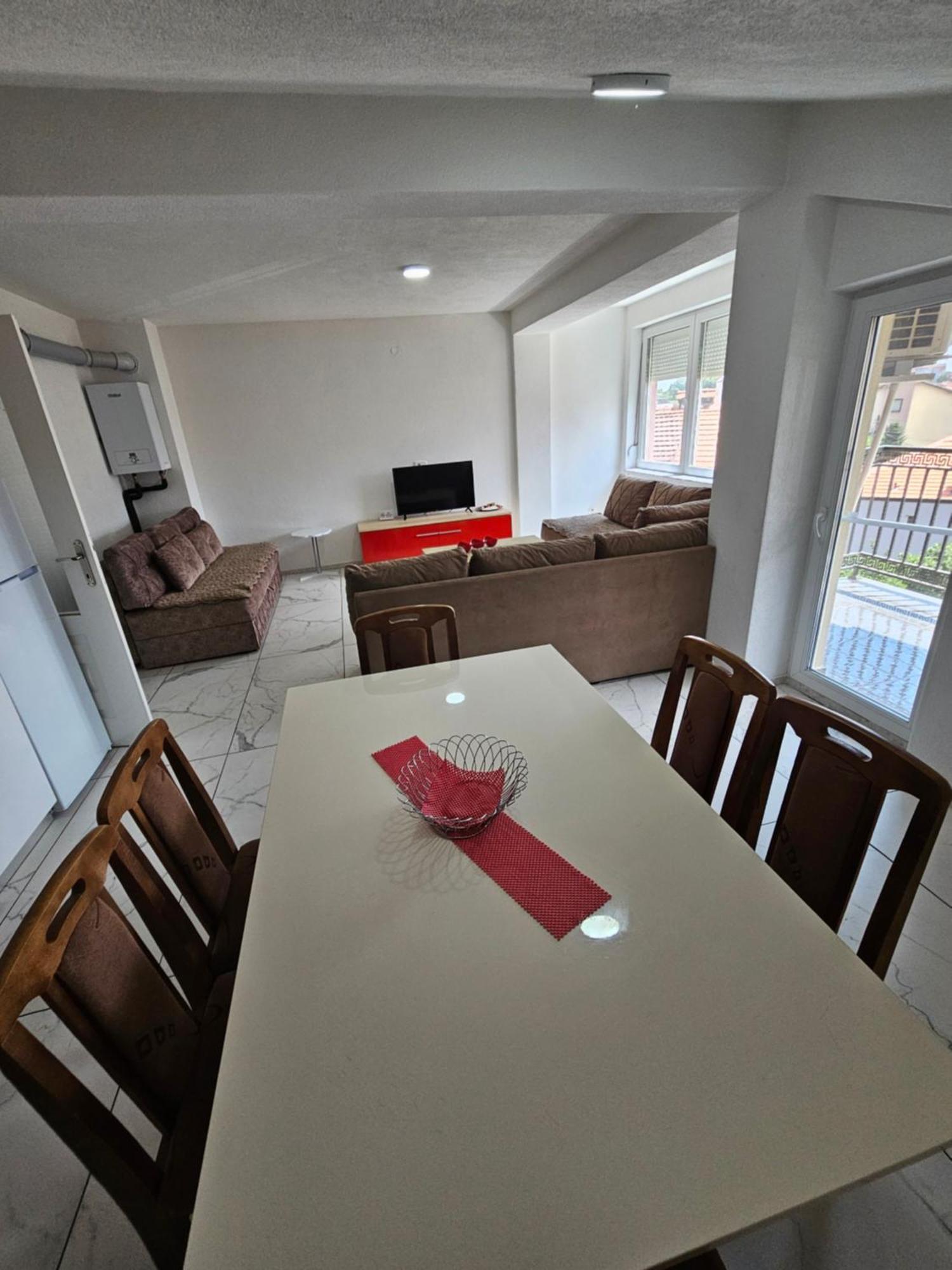 Unique Apartmens City Center Битола Экстерьер фото