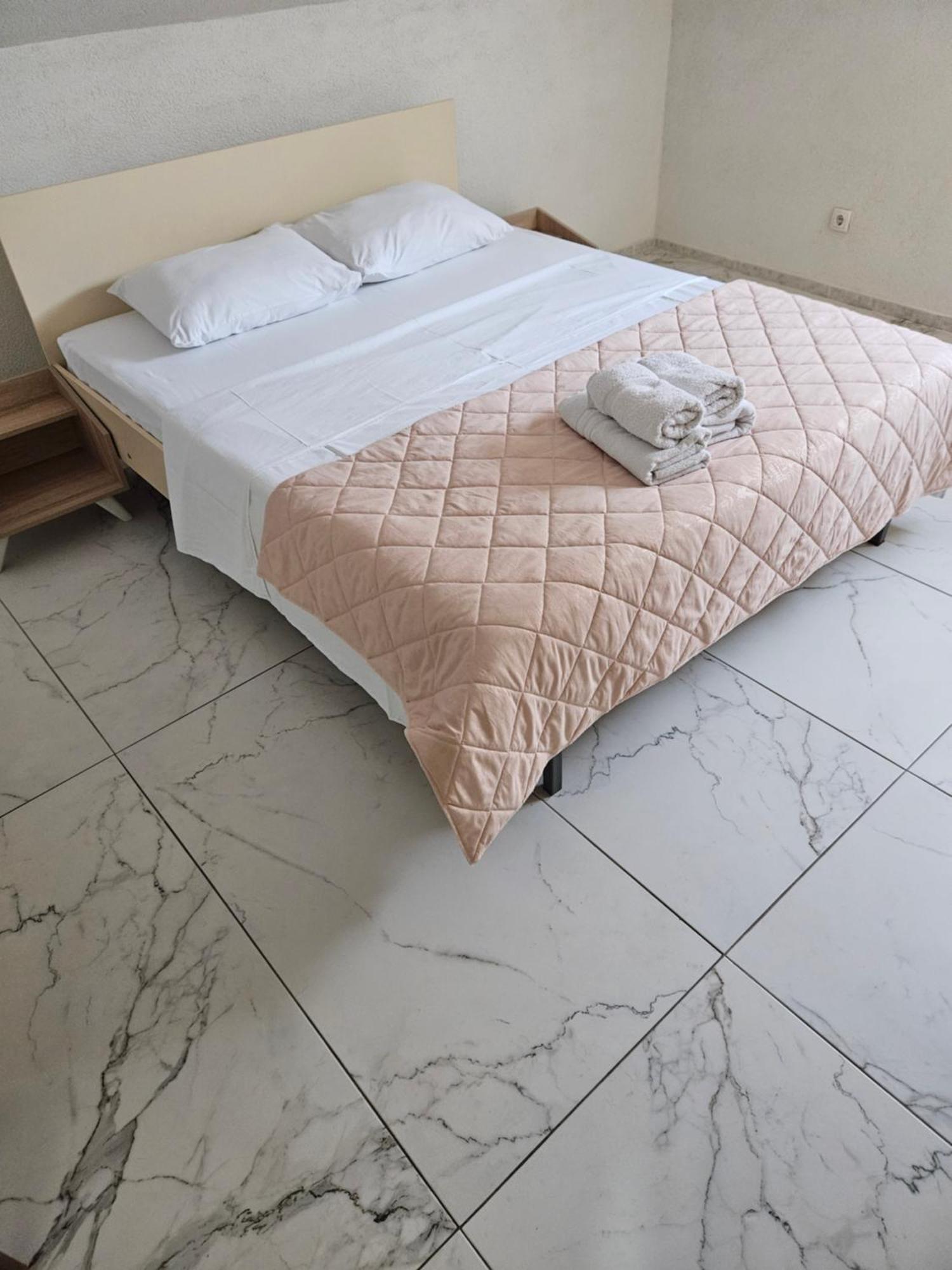 Unique Apartmens City Center Битола Экстерьер фото